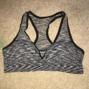 VS PINK SPORTS BRA